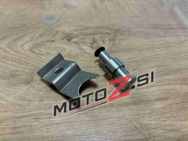 Štift na stranskem pokrovu