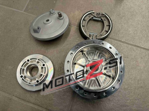 Zadnje pesto za Tomos E90